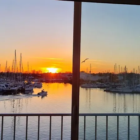 Apartamento Vue Exceptionnelle Sur La Mer, Piscine, Parking Privé - Sur L'île Des Pêcheurs *