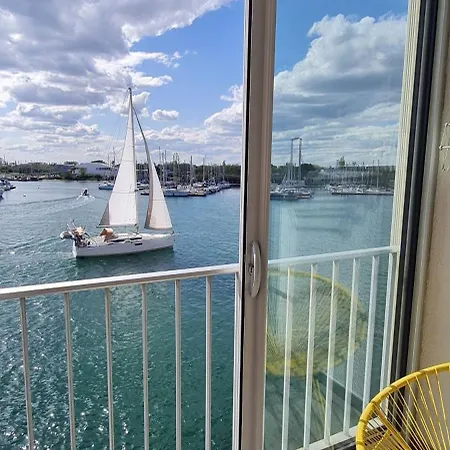 Apartment Vue Exceptionnelle Sur La Mer, Piscine, Parking Prive - Sur L'ile Des Pecheurs Agde