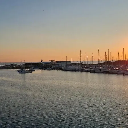Vue Exceptionnelle Sur La Mer, Piscine, Parking Privé - Sur L'île Des Pêcheurs * Agde