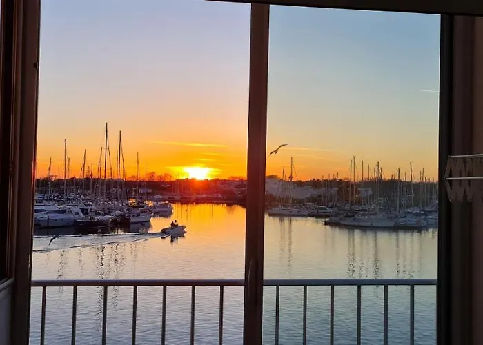 Apartament Vue Exceptionnelle Sur La Mer, Piscine, Parking Prive - Sur L'ile Des Pecheurs *