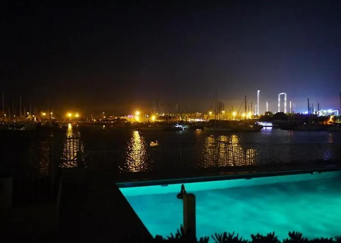 Apartament Vue Exceptionnelle Sur La Mer, Piscine, Parking Prive - Sur L'ile Des Pecheurs Agde